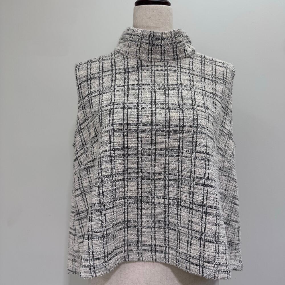 NWT Buru Cropped Sleeveless Mock Neck Button Back Boxy Top sz L Preppy Old Money